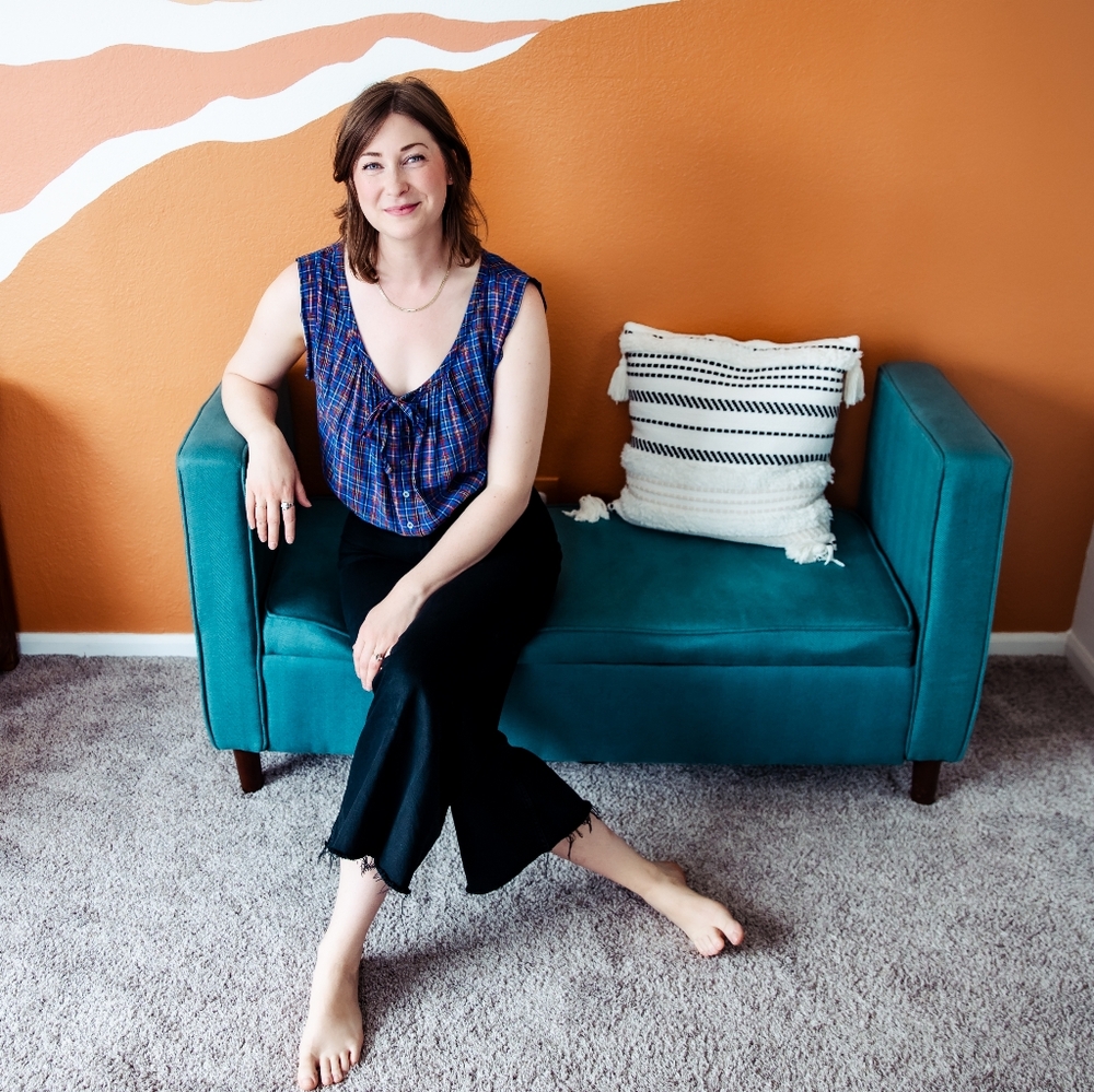 Meet your Posher, Colleen.